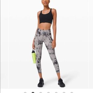 Fast and Free 25” - 6